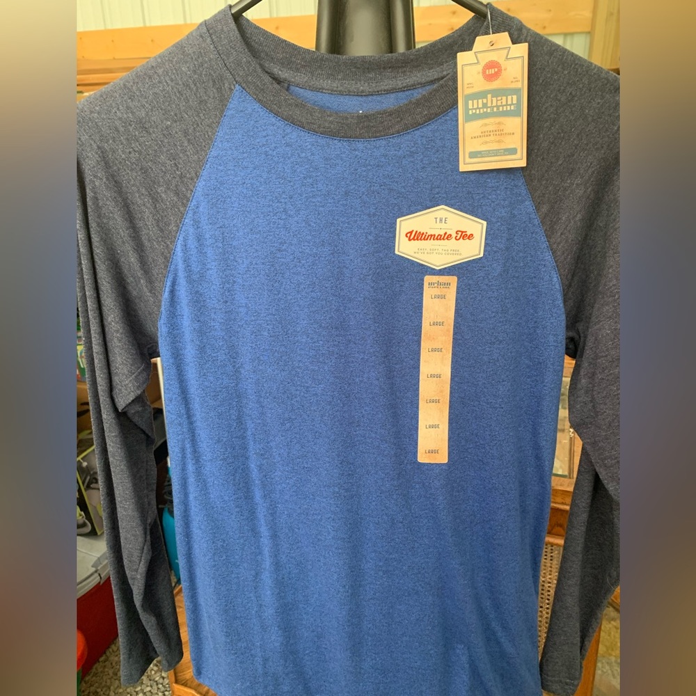 NWT Boys Urban Pipeline Jersey